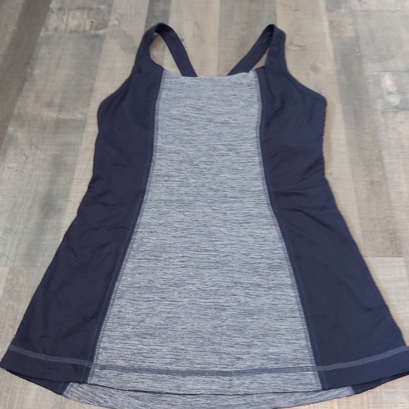 Lululemon spin me around tank size 6